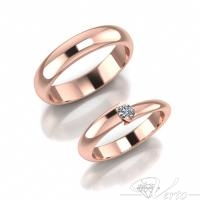 26. Roodgouden trouwingen met diamant. Paar 950.-