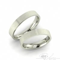 34.Witgouden trouwringen. Paar 850.-